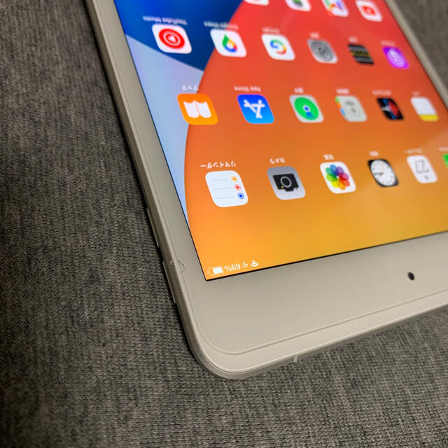 iPad(アイパッド)のiPad mini 5 SIMフリー 64G シルバー スマホ/家電/カメラのPC/タブレット(タブレット)の商品写真