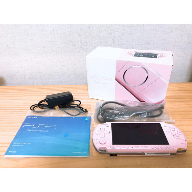 PlayStation Portable(プレイステーションポータブル)の【美品】SONY PSP-3000 ZP 箱説付き 動作確認済み・送料無料 エンタメ/ホビーのゲームソフト/ゲーム機本体(携帯用ゲーム機本体)の商品写真