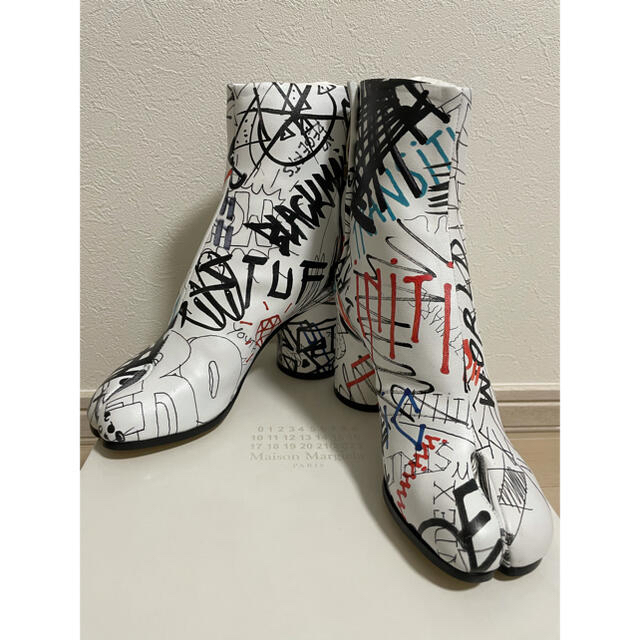 36 希少☆グラフィティ Maison Margiela Tabi タビ ciaociaoibiza.com