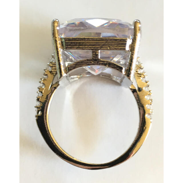 大粒ジルコニア リング レディースのアクセサリー(リング(指輪))の商品写真