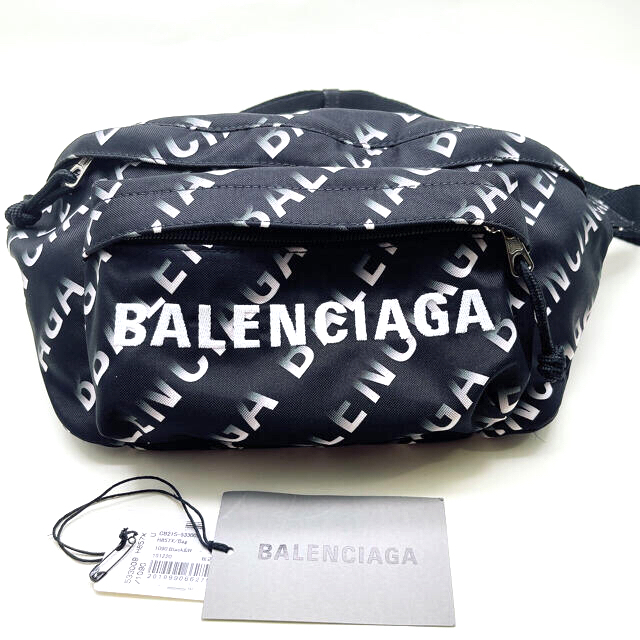 愛用 BALENCIAGA BAG - バレンシアガ 新品未使用 ウィールベルトバッグ