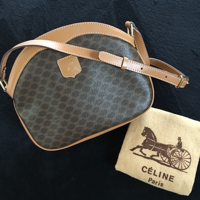 世界的に celine ショルダー カメラバック マカダム オールドセリーヌ