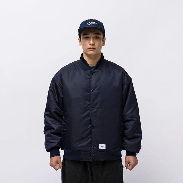 W)taps(ダブルタップス)のL☆ネイビー☆TEAM JACKET NYLON. TWILLWTAPS メンズのジャケット/アウター(ナイロンジャケット)の商品写真