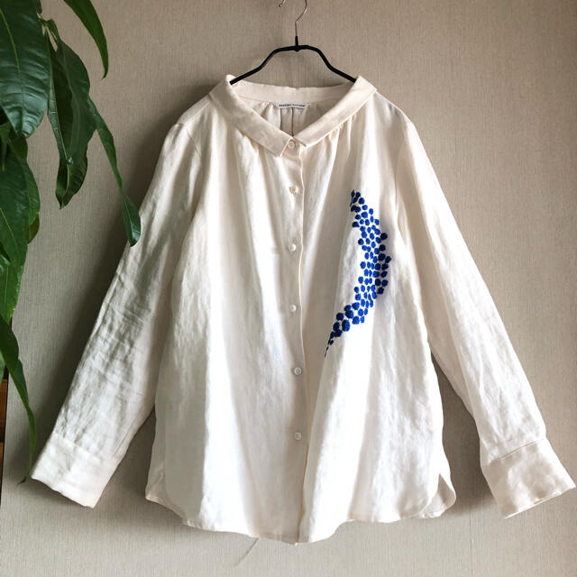 atelier naruse アトリエナルセ　moon 刺繍ブラウス