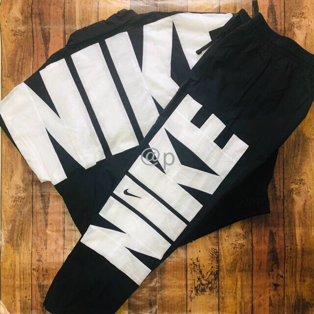 新品 NIKE ナイキ ナイロン 上下セット XL