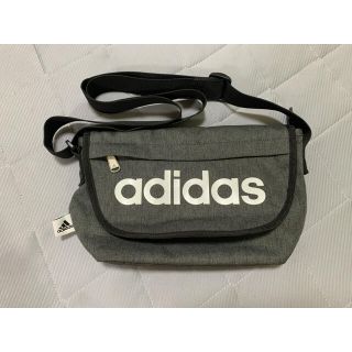 アディダス(adidas)のadidas ショルダーバッグ(ショルダーバッグ)