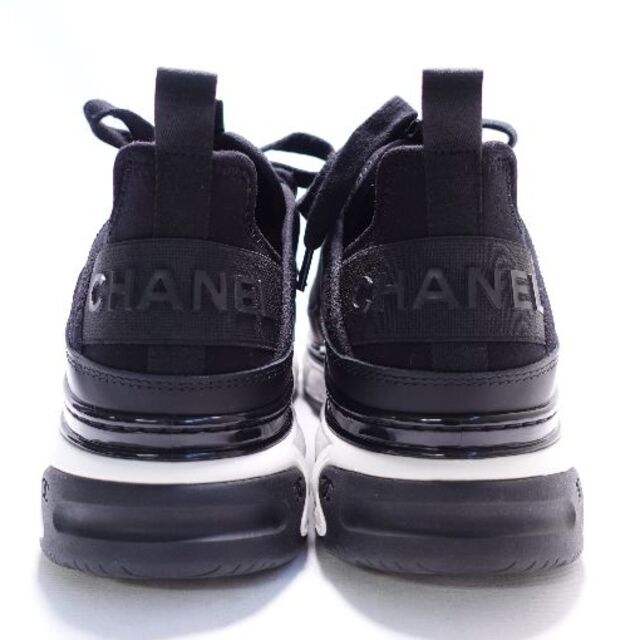 CHANEL(シャネル)のCHANEL　スニーカー　レディース　ブラック レディースの靴/シューズ(スニーカー)の商品写真