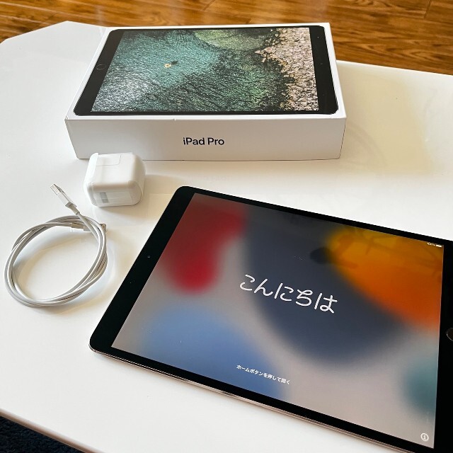 [大特価]iPad Pro 10.5 (Wi-Fi) 256GBPC/タブレット