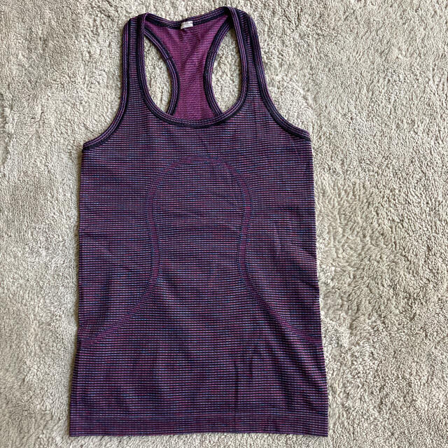 lululemon(ルルレモン)のルルレモン　タンクトップ スポーツ/アウトドアのトレーニング/エクササイズ(ヨガ)の商品写真