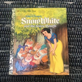 シラユキヒメ(白雪姫)のSnow White and the Seven Dwarfs 白雪姫　絵本(洋書)