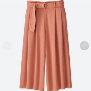 ユニクロ(UNIQLO)のユニクロベルテッドクロップドワイドパンツ(クロップドパンツ)