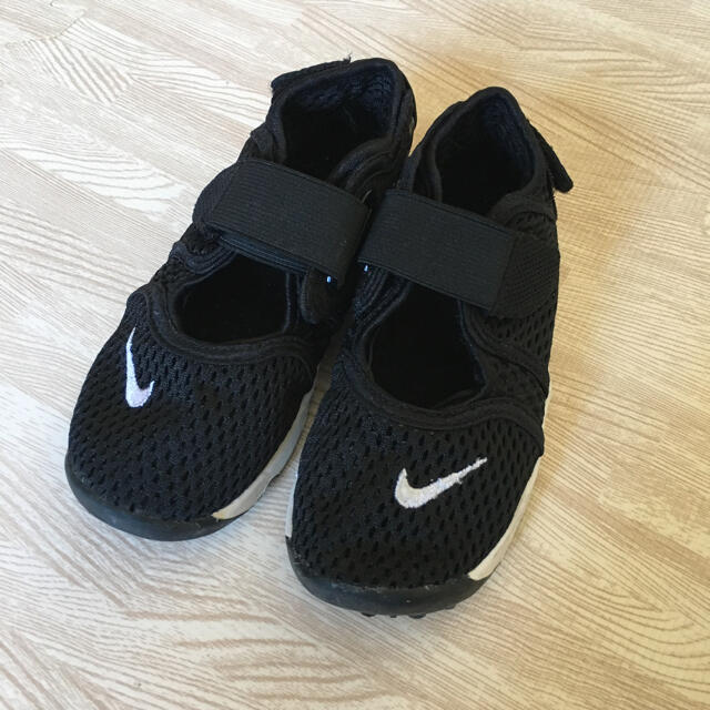 NIKE(ナイキ)のナイキ エアリフト 16cm キッズ/ベビー/マタニティのキッズ靴/シューズ(15cm~)(サンダル)の商品写真