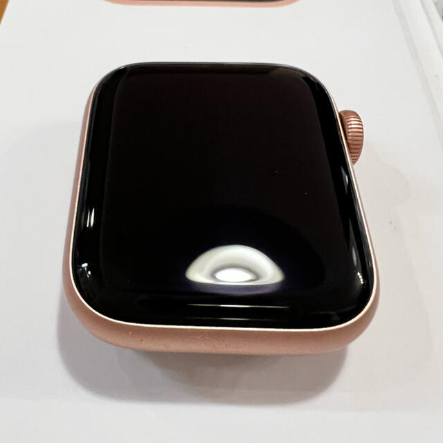 Apple Watch Series 5（GPSモデル）- 40mmゴールド