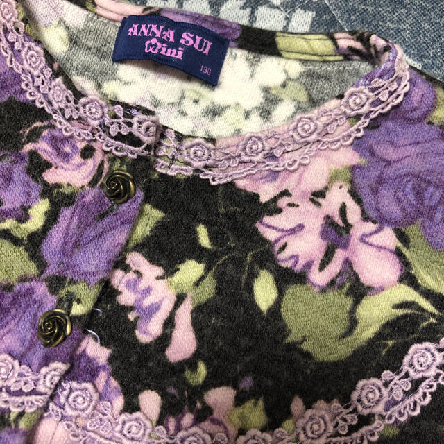 ANNA SUI mini(アナスイミニ)のアナスイミニ 花柄カーディガン　130サイズ キッズ/ベビー/マタニティのキッズ服女の子用(90cm~)(カーディガン)の商品写真