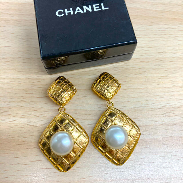 CHANEL シャネル ヴィンテージ  フェイクパールイヤリング