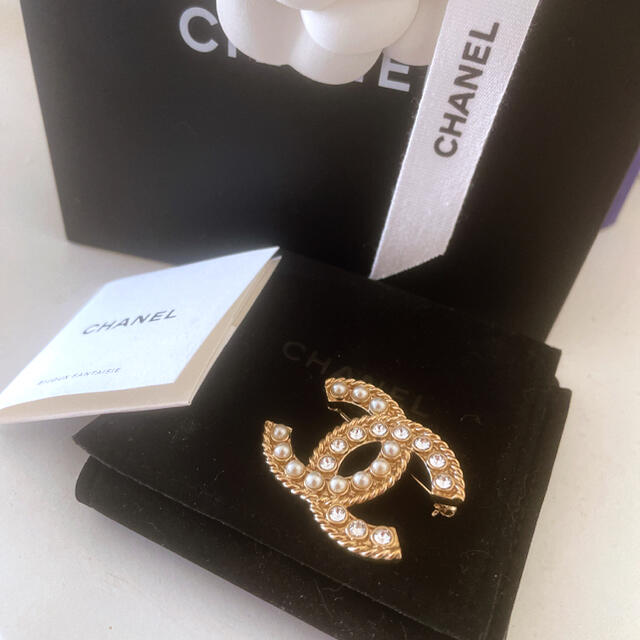 CHANEL ブローチ