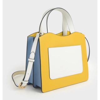 チャールズアンドキース(Charles and Keith)のCharles & Keith ショルダーバッグ(ショルダーバッグ)