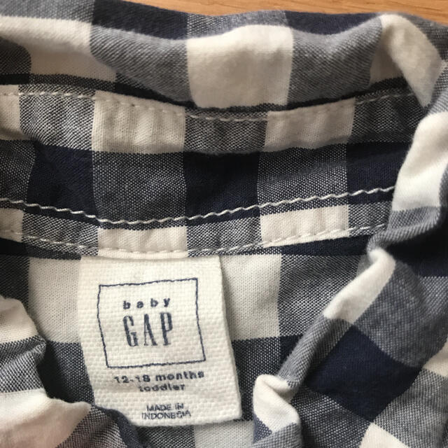 babyGAP(ベビーギャップ)のbabyGap ベビーギャップ　チェック柄シャツ⭐︎80 キッズ/ベビー/マタニティのベビー服(~85cm)(シャツ/カットソー)の商品写真