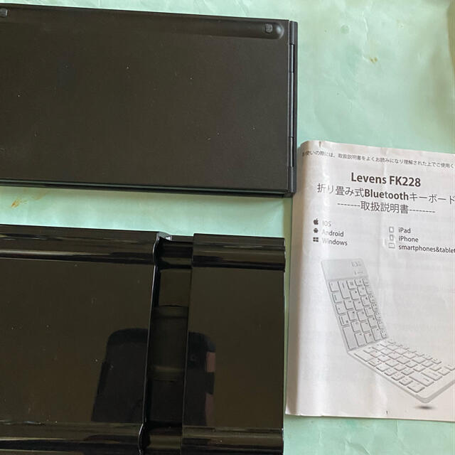 Levens Bluetooth ワイヤレスキーボード スタンド付き スマホ/家電/カメラのPC/タブレット(PC周辺機器)の商品写真