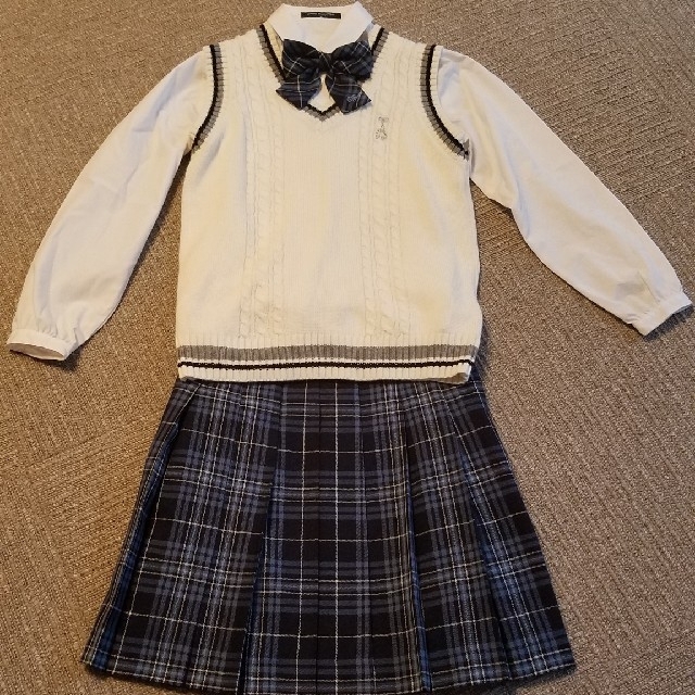 pom ponette(ポンポネット)のポンポネット ベスト　150 キッズ/ベビー/マタニティのキッズ服女の子用(90cm~)(ニット)の商品写真