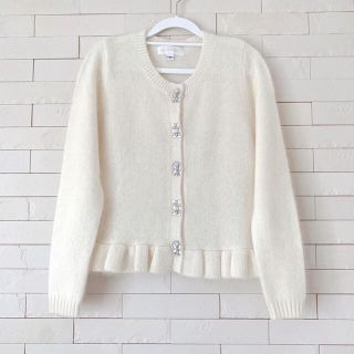 ジルスチュアート(JILLSTUART)の美品♡ジルスチュアート　アンゴラカーディガン　フリル　ビジューボタン　ショート丈(カーディガン)