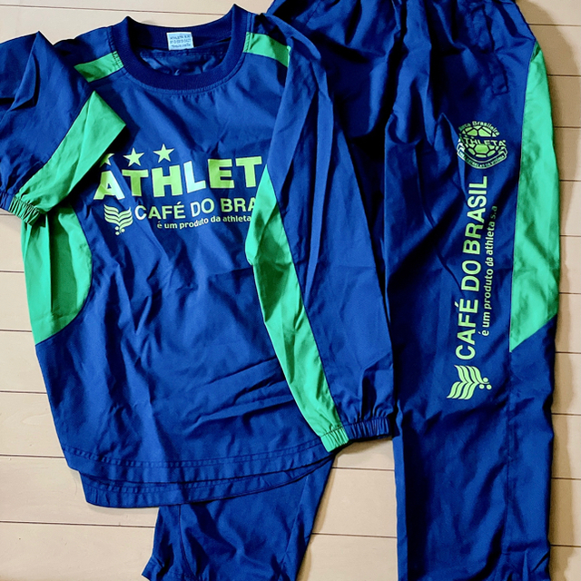 ATHLETA(アスレタ)のサッカートレーニングウエア 3着(子供用150) スポーツ/アウトドアのサッカー/フットサル(ウェア)の商品写真