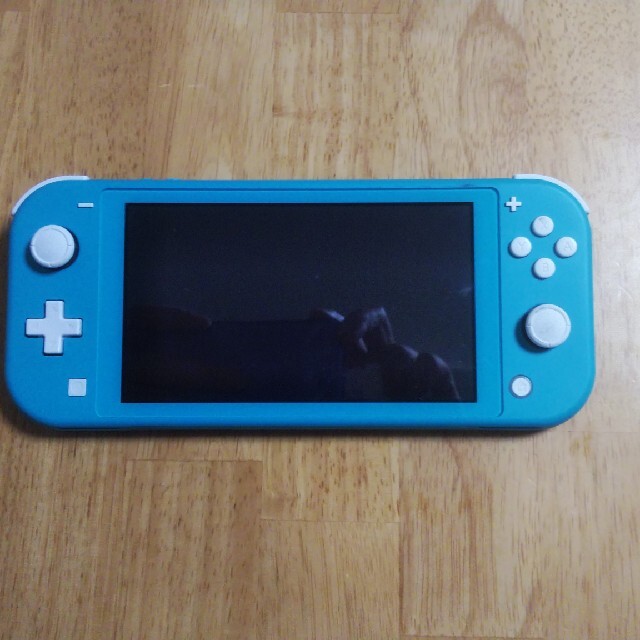 ニンテンドースイッチライトグリーン