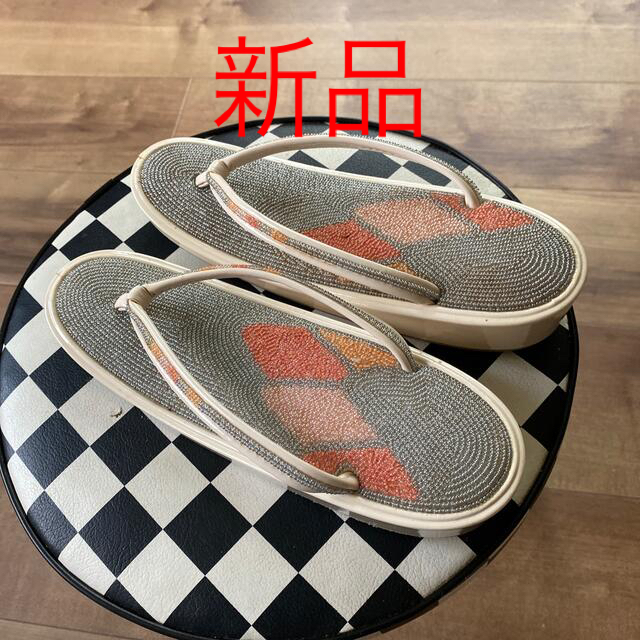 [🤲ビーズ草履　新品　SALE品] レディースの靴/シューズ(下駄/草履)の商品写真