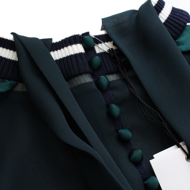sacai(サカイ)のサカイ ブラウス シャツ 長袖  フリル シアー デザイン S 緑 青  レディースのトップス(シャツ/ブラウス(長袖/七分))の商品写真