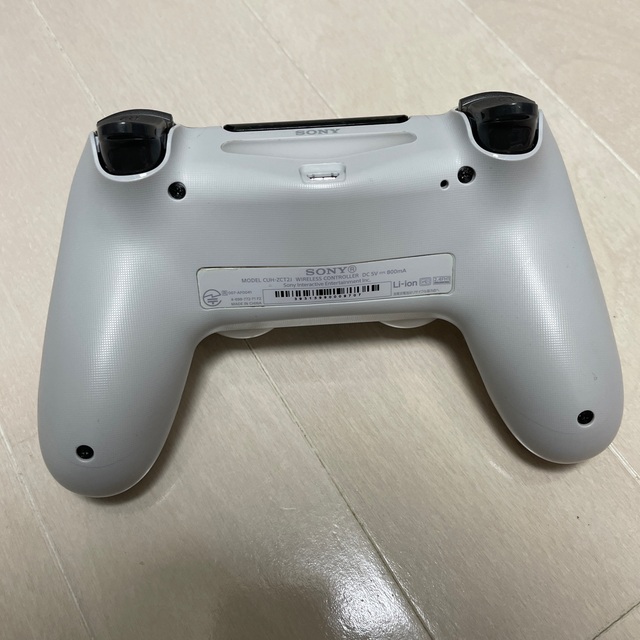 PlayStation4(プレイステーション4)のやま様専用 SONY PlayStation4 CUH-2200AB02 エンタメ/ホビーのゲームソフト/ゲーム機本体(家庭用ゲーム機本体)の商品写真