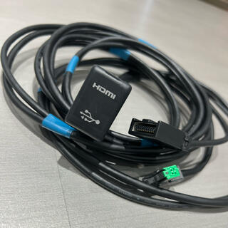 トヨタ(トヨタ)のトヨタ　純正　HDMI 入力端子ケーブル(カーナビ/カーテレビ)