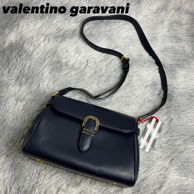 valentino garavani(ヴァレンティノガラヴァーニ)の●専用　未使用●VALENTINO GARAVANI ショルダーバッグ レディースのバッグ(ショルダーバッグ)の商品写真