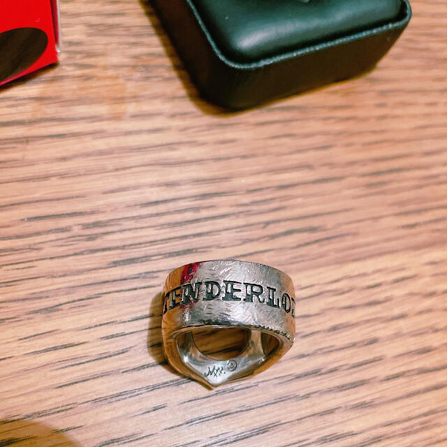 TENDERLOIN(テンダーロイン)のtenderloin T-H.S RING SILVER chick size メンズのアクセサリー(リング(指輪))の商品写真