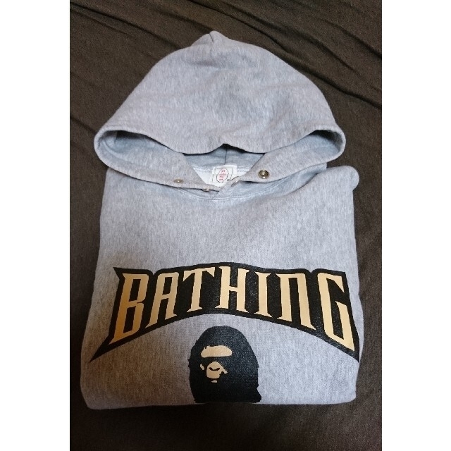 A BATHING APE　パーカー