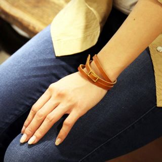 ホワイトハウスコックス(WHITEHOUSE COX)のCOLOR LEATHER 3COIL BRACELET(ブレスレット)