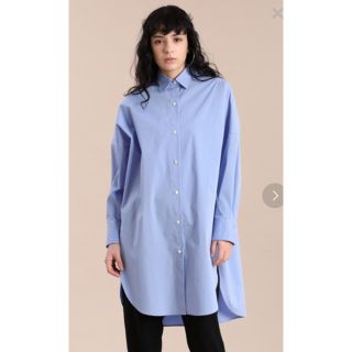 イネド(INED)のINED ロングシャツ　新品(シャツ/ブラウス(長袖/七分))