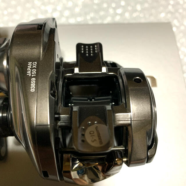 SHIMANO(シマノ)のシマノ　バンタムMGL XG ライトハンドル美品 スポーツ/アウトドアのフィッシング(リール)の商品写真