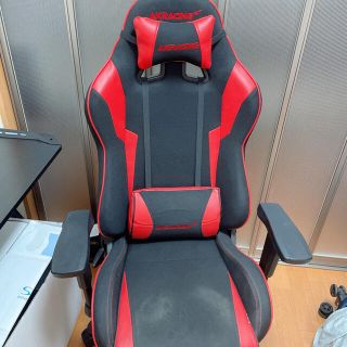 AKRACING ゲーミングチェア WOLF-RED 引取りの方限定デスク付き(デスクチェア)