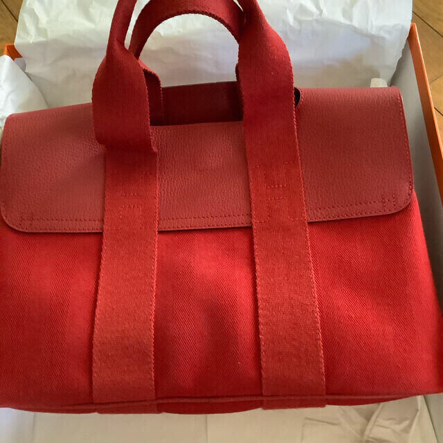 Hermes(エルメス)のエルメス　ヴァルパライソ　バルパライソ　赤　HERMES  PM レアカラー箱付 レディースのバッグ(ハンドバッグ)の商品写真