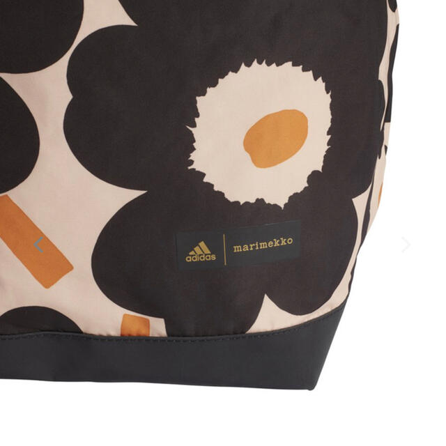 marimekko(マリメッコ)のアディダスバックパック マリメッコ MARIMEKKO GU0992 32.6L レディースのバッグ(リュック/バックパック)の商品写真