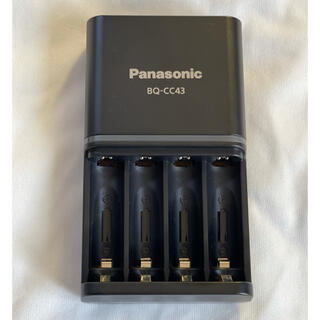 パナソニック(Panasonic)のPanasonic エネループ充電器　BQ-CC43(バッテリー/充電器)