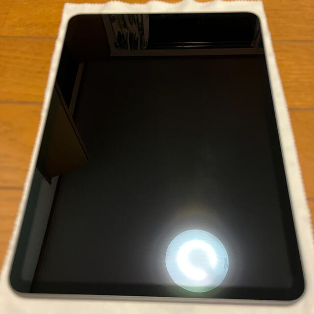 iPad(アイパッド)のipad pro 11 第2世代 512GB 2020年 wifiモデル スマホ/家電/カメラのPC/タブレット(タブレット)の商品写真