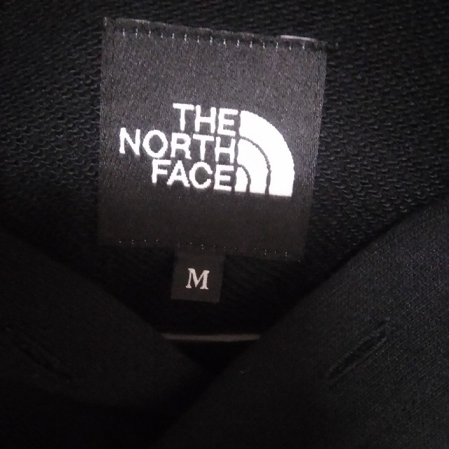 THE NORTH FACE(ザノースフェイス)のTHE NORTH FACE プルオーバーパーカー黒 メンズM メンズのトップス(パーカー)の商品写真