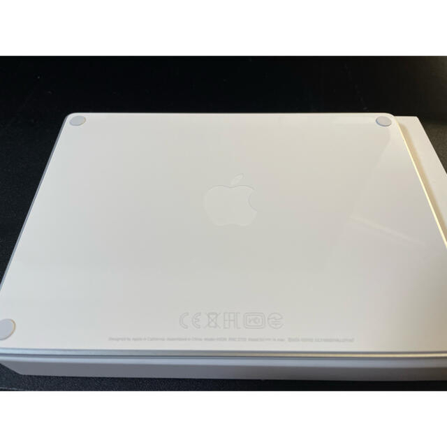 Apple(アップル)のApple Magic Trackpad 美品 スマホ/家電/カメラのPC/タブレット(PC周辺機器)の商品写真