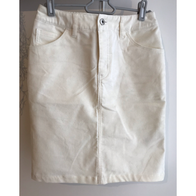 Rope' Picnic(ロペピクニック)の【ROPE PICNIC】コーデュロイスカート　ホワイト レディースのスカート(ひざ丈スカート)の商品写真