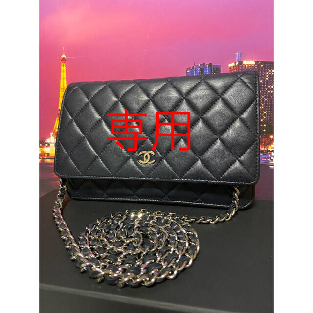 CHANEL(シャネル)のシャネル　CHANEL【正規品】美品　チェーンウォレット　マトラッセ　ココマーク レディースのファッション小物(財布)の商品写真