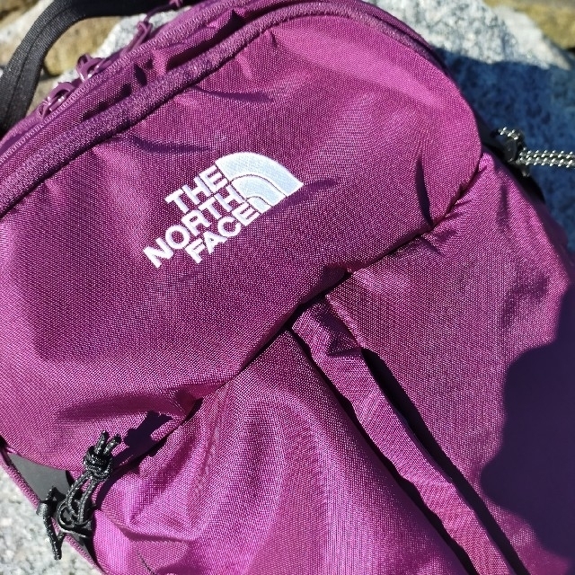 THE NORTH FACE(ザノースフェイス)のSASA様専新品✰THENORTHFACE✰ノースフェイスVostokボストーク メンズのバッグ(バッグパック/リュック)の商品写真