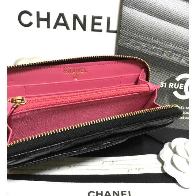 CHANEL(シャネル)のふうた様専用♡超美品♡ 新作 シャネル ラウンドジップ ミディアム財布 正規品 レディースのファッション小物(財布)の商品写真