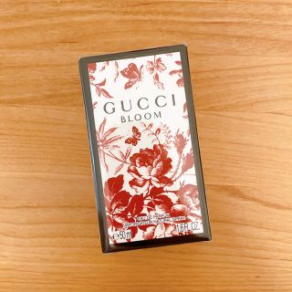 グッチ(Gucci)の【新品未使用】GUCCI bloom オードパルファン　50ml(香水(女性用))