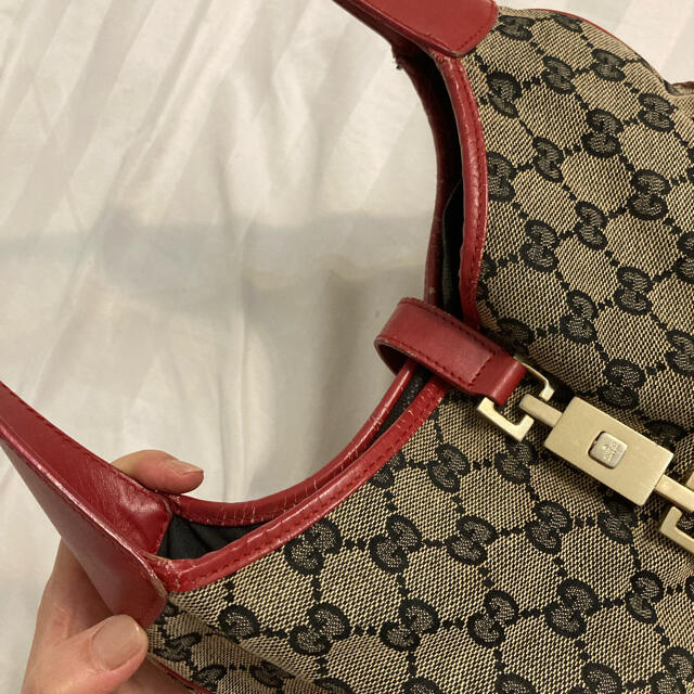 Gucci(グッチ)のGUCCI ジャッキーライン　ショルダーバッグ　赤 レディースのバッグ(ショルダーバッグ)の商品写真